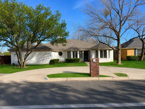 8201 Chicago Ave, Lubbock, TX, 79424-3417 | Card Image