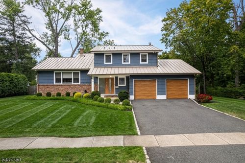 57 Parrott Mill Rd, Chatham, NJ, 07928-2723 | Card Image