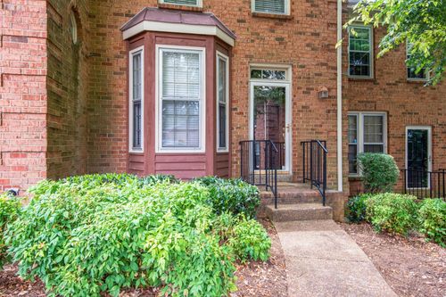 2-3110 West End Circle, Nashville, TN, 37203 | Card Image