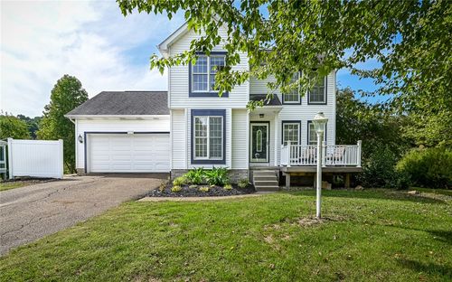 213 Lawrence Ct, Gibsonia, PA, 15044-7978 | Card Image