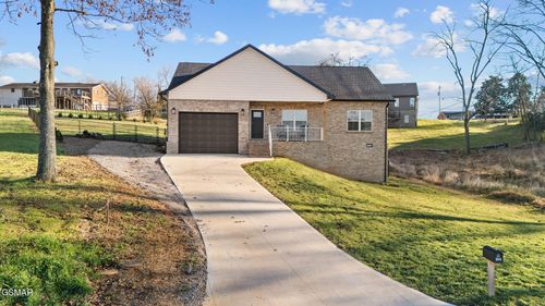 409 Commanche Trl, Seymour, TN, 37865-5038 | Card Image