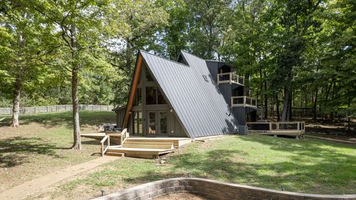 2235 Rock Springs Rd, Columbia, TN, 38401-7425 | Card Image