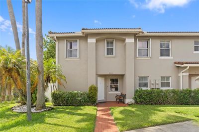 5301 - 5301 Sw 126th Ter, Townhouse with 3 bedrooms, 2 bathrooms and null parking in Miramar FL | Image 3