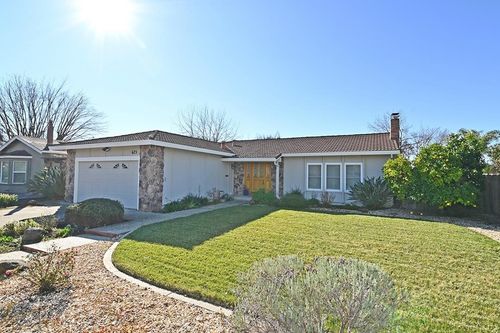 673 Emerald St., Livermore, CA, 94550-5132 | Card Image