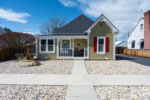 855 Sw 3rd St, Ontario, OR, 97914-3534 | Card Image