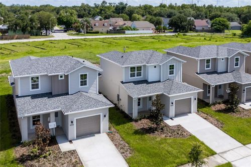 5353 Vista Lago Dr, ORLANDO, FL, 32811 | Card Image
