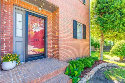 1900 Meadowbrook Cir Nw, Dalton, GA, 30720-6941 | Card Image