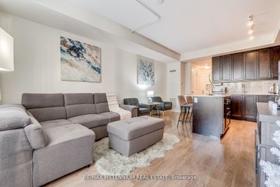 421 - 9075 Jane St, Condo with 1 bedrooms, 2 bathrooms and 1 parking in Concord ON | Image 3