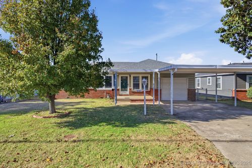 512 78th East Ave, Tulsa, OK, 74115-7902 | Card Image