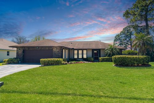 858 Se Kendall Ave, Port St. Lucie, FL, 34983-4624 | Card Image