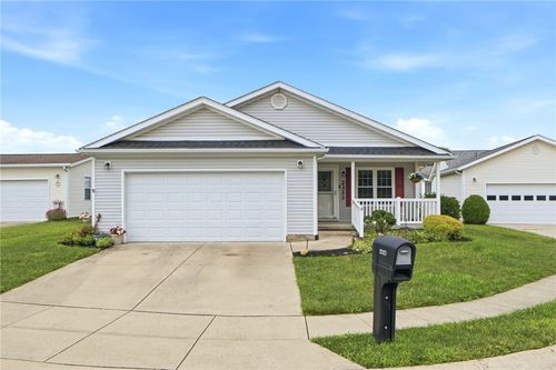 2323 Mallory Ct, Fairborn, OH, 45324-7575 | Card Image