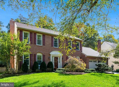 15120 Wetherburn Dr, CENTREVILLE, VA, 20120-3924 | Card Image