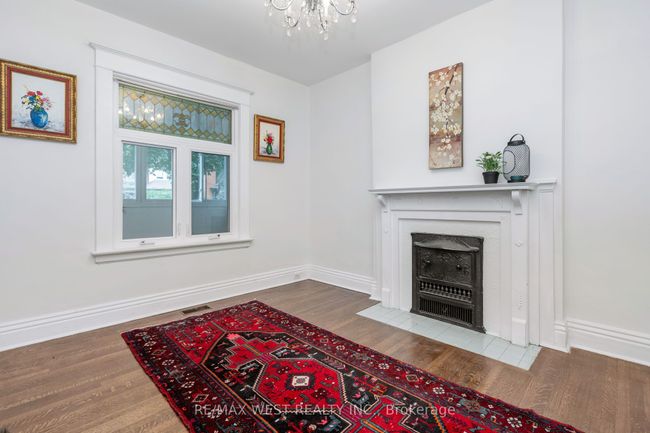 55 Lynd Ave, House attached with 4 bedrooms, 3 bathrooms and 1 parking in Toronto ON | Image 9