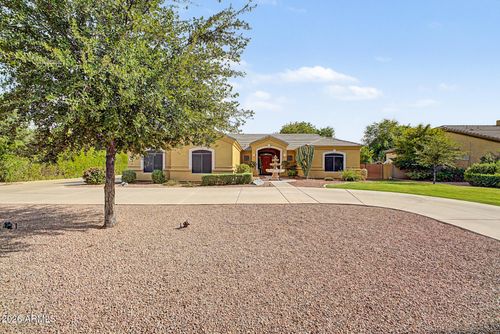 2089 E Park Avenue, Gilbert, AZ, 85234 | Card Image