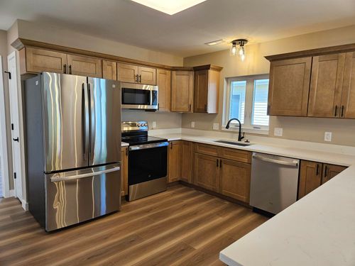 1161 Maple St, Reedsburg, WI, 53959-2006 | Card Image