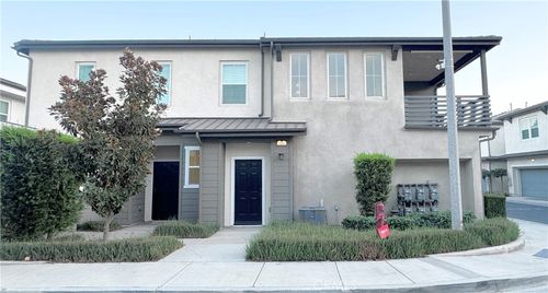 25-2333 S Via Esplanade, Ontario, CA, 91762 | Card Image