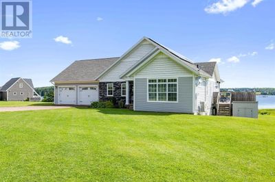 375 Pine Grove Rd, House other with 4 bedrooms, 3 bathrooms and null parking in Long River PE | Image 2