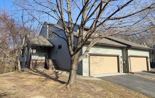 3690 Widgeon Way, Eagan, MN, 55123-1113 | Card Image