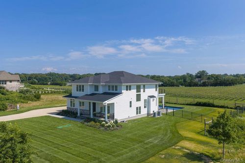1135 Wildberry Ln, Southold, NY, 11971 | Card Image