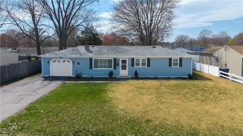 148 Asylum Rd, Warwick, RI, 02886-7804 | Card Image