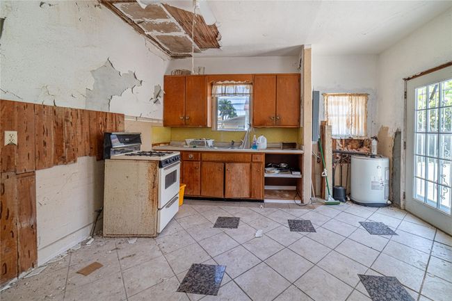 627 Valley Forge Rd, Home with 0 bedrooms, 0 bathrooms and 6 parking in West Palm Beach FL | Image 23