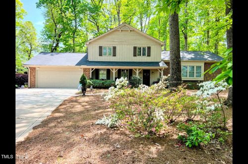 125 Amesbury Ln, Cary, NC, 27511-5504 | Card Image