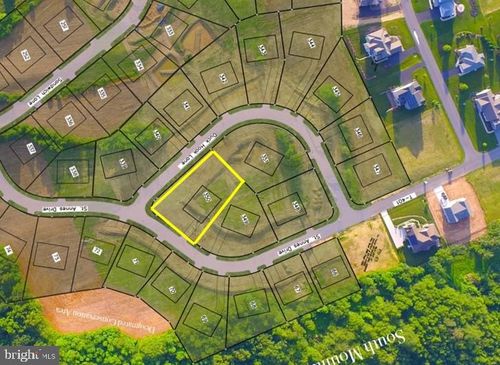 7060 Duck Hook Lane, FAYETTEVILLE, PA, 17222 | Card Image