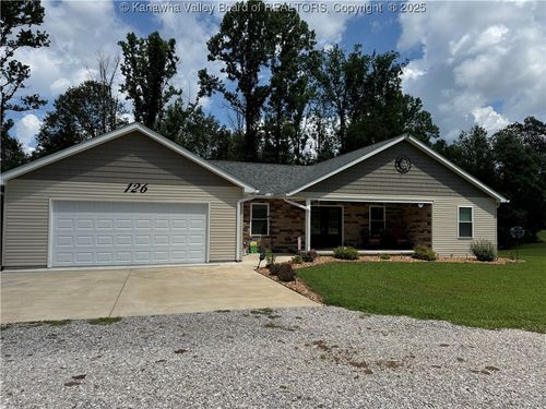 126 Break O Dawn Dr, Kenna, WV, 25248-2500 | Card Image