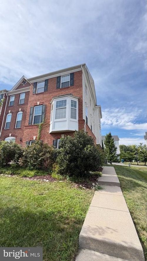 43196 Whelplehill Ter, ASHBURN, VA, 20148-7060 | Card Image