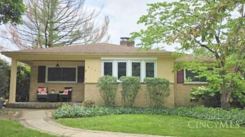 8357 Richland Dr, Anderson, OH, 45255-4418 | Card Image