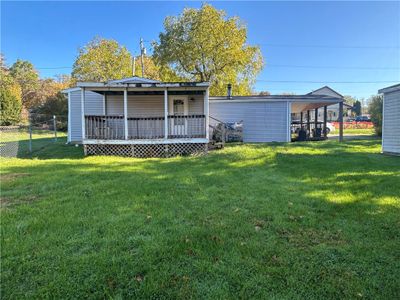 207 West Pennsville St, House other with 2 bedrooms, 1 bathrooms and 2 parking in Connellsville PA | Image 3