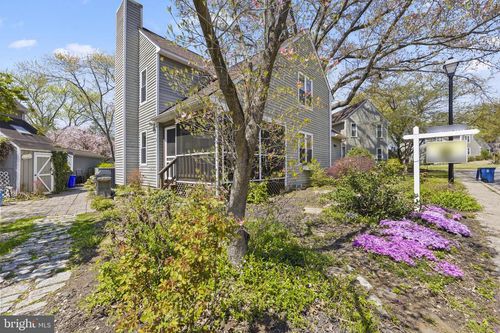 1561 Ritchie Ln, ANNAPOLIS, MD, 21401-4109 | Card Image