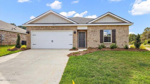 5017 Fox Glenn Rd, Jackson, MS, 39212-6001 | Card Image