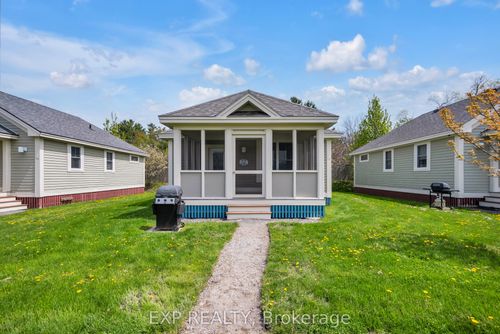 48 Meadowview Lane, Prince Edward, ON, K0K1P0 | Card Image