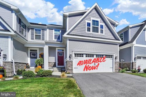 90-1335 Ben Hogan Way, YORK, PA, 00000 | Card Image