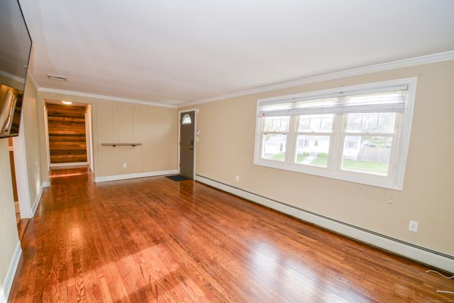 32 Gresham St, House other with 3 bedrooms, 2 bathrooms and null parking in Milford CT | Image 5