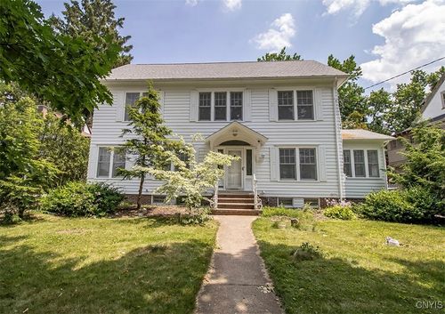 210 Sedgwick Dr, Syracuse, NY, 13203-1339 | Card Image