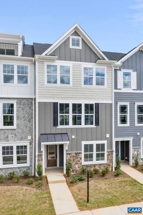 752 Park Ridge Dr, CROZET, VA, 22932-3266 | Card Image