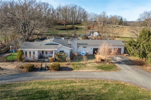 1767 S Eighty Eight Rd, Greensboro, PA, 15338-1047 | Card Image