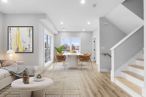 8-889 Grinnell St, Fall River, MA, 02721-5215 | Card Image