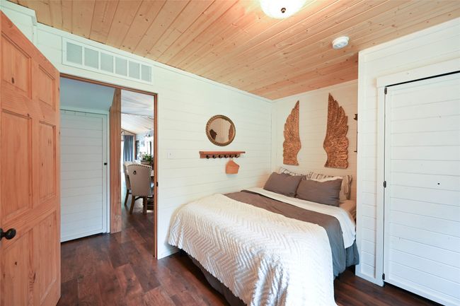 Guest bedroom on main level | Image 26