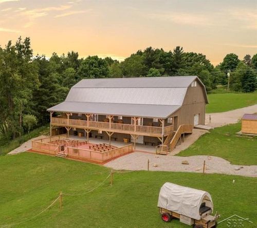 9980 W Walton, Blanchard, MI, 49310-9239 | Card Image