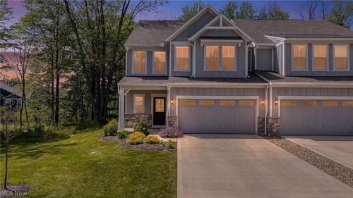 210 Lake Balaton Dr, Cleveland, OH, 44128-5704 | Card Image