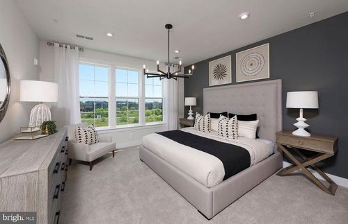 202-5800 Moonstone Way, Haymarket, VA, 20168 | Card Image
