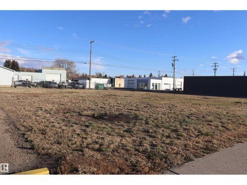 5101 49 St, Wetaskiwin, AB, T9A1H8 | Card Image