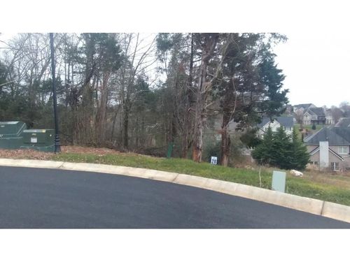 1616 Conestoga Pass, Johnson City, TN, 37601-3587 | Card Image