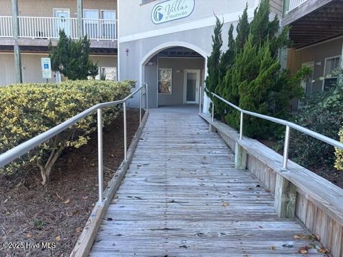 apt-c1-100 Lighthouse Ln, Swansboro, NC, 28584-8824 | Card Image