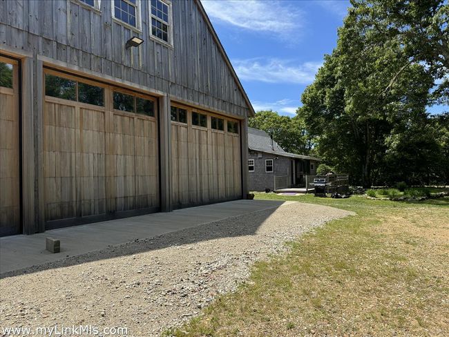 9 Moshup Trl, House other with 2 bedrooms, 2 bathrooms and null parking in Aquinnah MA | Image 10