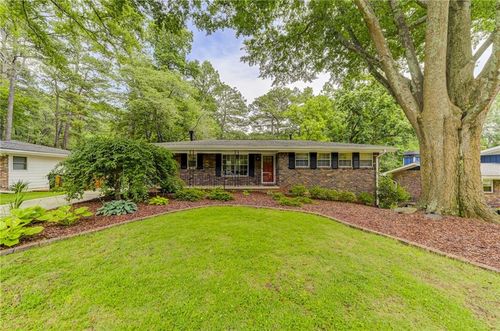 2423 Woodacres Rd Ne, Atlanta, GA, 30345-1640 | Card Image