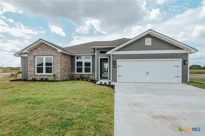 508 Town Hall Lane, House other with 3 bedrooms, 2 bathrooms and null parking in Victoria TX | Image 2